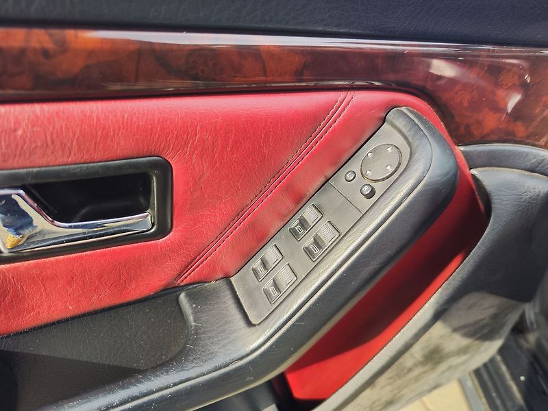 Audi 80 1.9 TDI/66kW Cabrio - fotka 27 z 28