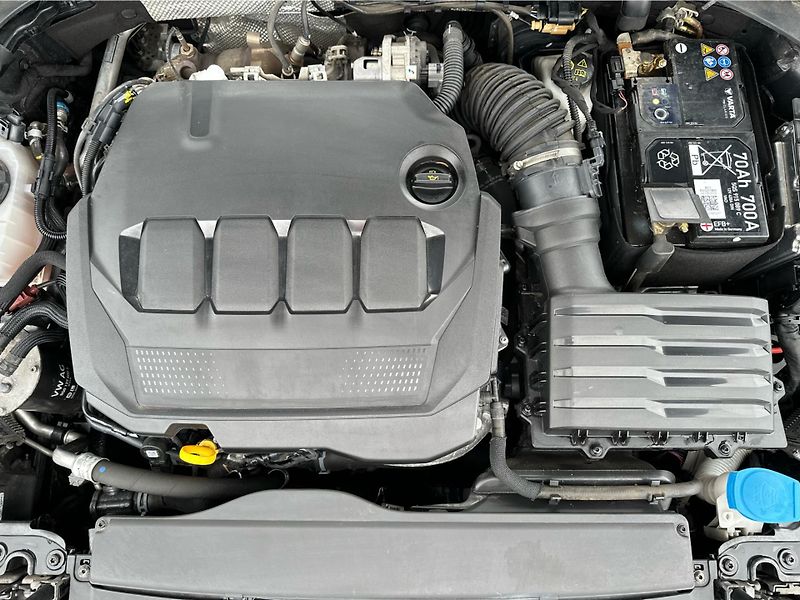 Škoda Superb L&K 2.0 TDI 147kW 4x4 - fotka 22 z 24