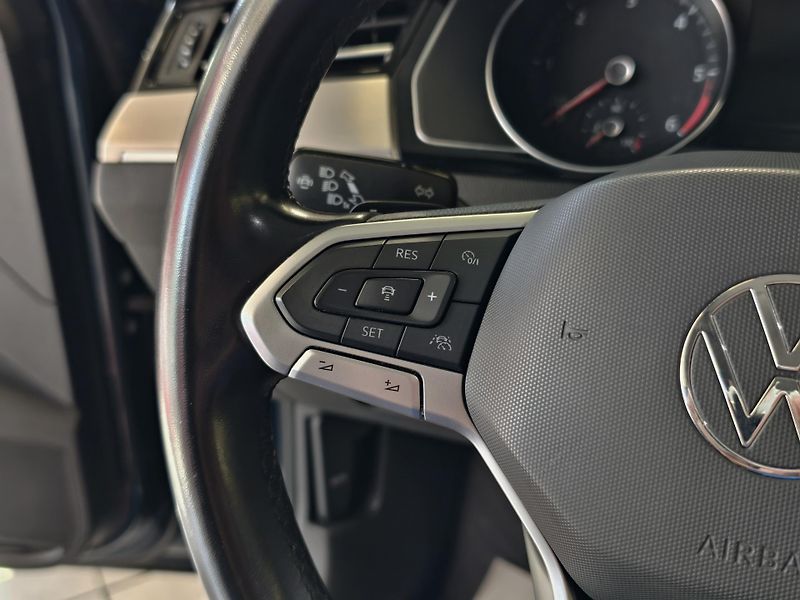 Volkswagen Passat 2.0 TDi DSG ELEGANCE, DCC, ČR  - fotka 20 z 26