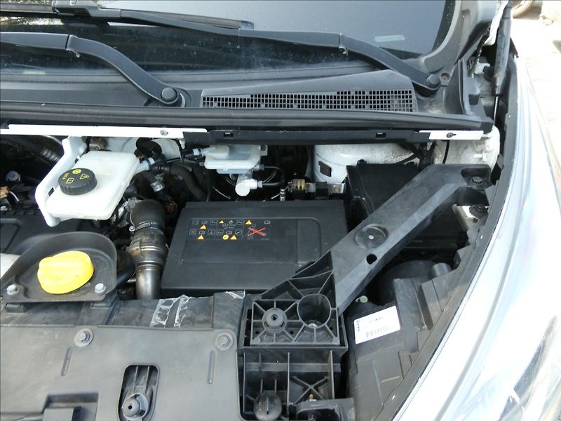 Opel Vivaro 1,6 BiCDTi 107kW Long,8.MÍST,n - fotka 37 z 41