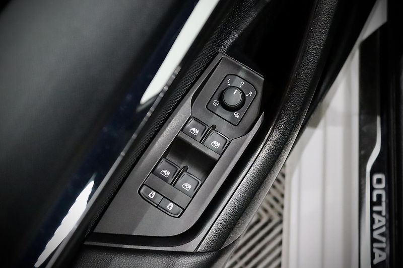 Škoda Octavia 4 2.0 TDI 110 kW DSG - fotka 22 z 45