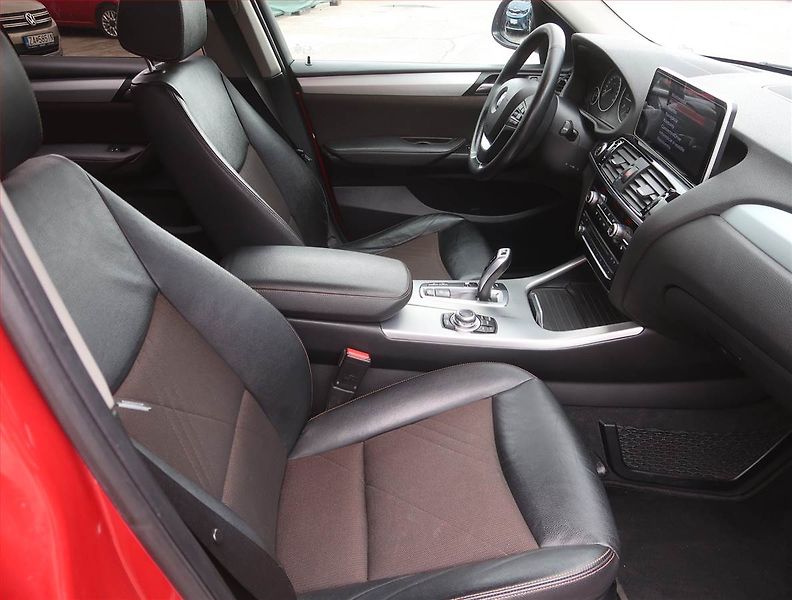 BMW X3 (2016) xDrive20d, 4X4, Automat, Kůže - fotka 9 z 22