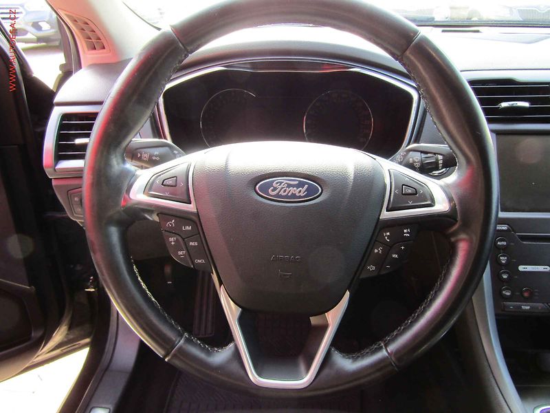 Ford Mondeo (2015) 2.0 TDCi, Bixen, autoAC - fotka 14 z 16