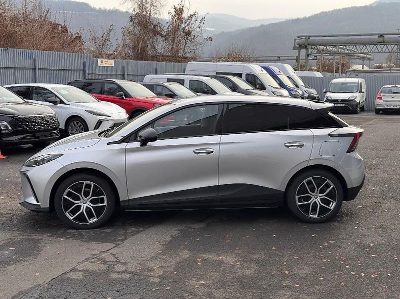 MG MG4 (2025) Electric Exclusive (64 kWh) - fotka 6 z 41