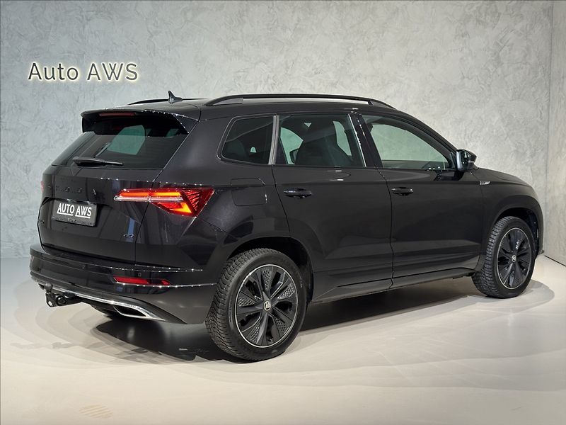 Škoda Karoq 2,0 TDi  DSG 4x4 Sportline LED - fotka 7 z 44
