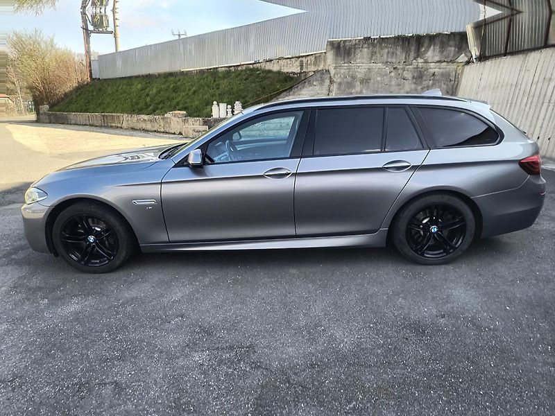 BMW Řada 5 (2014) 525d M xDRIVE/HEAD-UP/PANORAMA - fotka 4 z 61