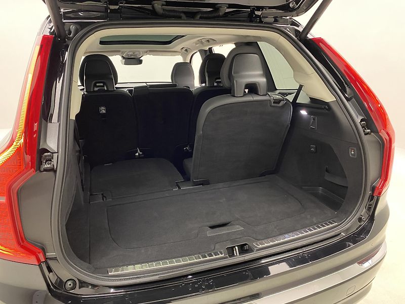 Volvo XC90 B5 AWD BRIGHT PLUS AUT 7míst - fotka 34 z 62