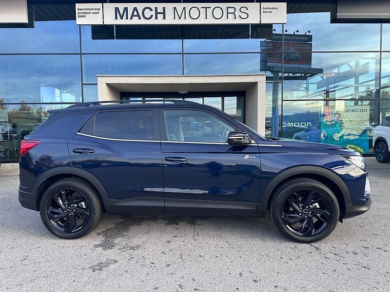 KGM Korando Style + Black paket - fotka 4 z 17