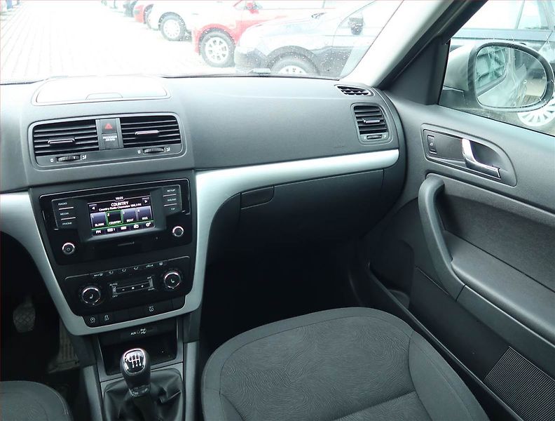Škoda Yeti (2016) Ambition Plus 1.2 TSI - fotka 8 z 15