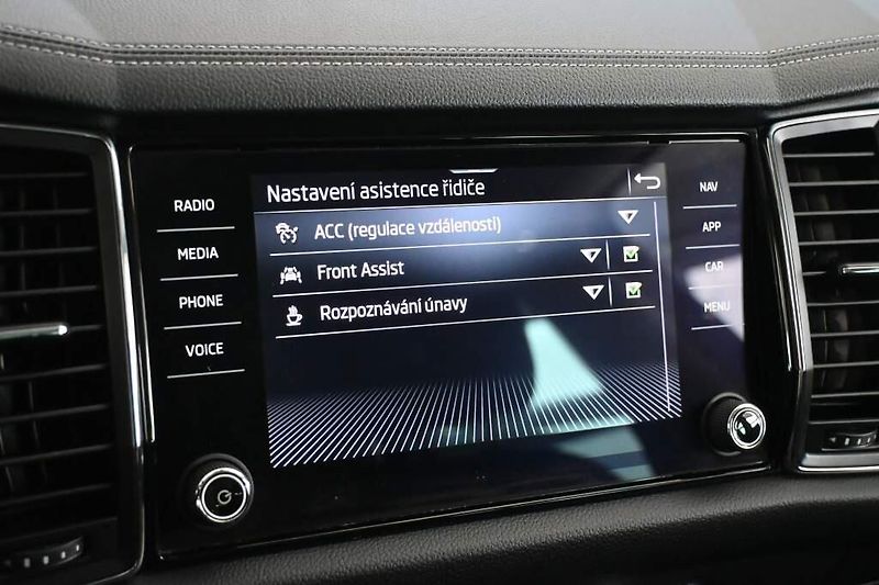 Škoda Kodiaq (2023) 2.0 LED DSG ACC VIRTUAL Tažné - fotka 18 z 36