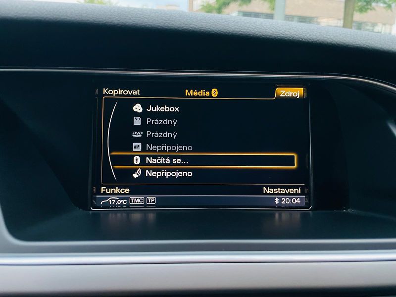 Audi A4 2.0TDI VÝHŘEV SENZORY SERVISKA - fotka 38 z 49