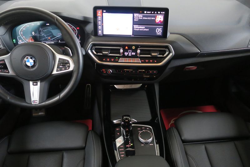 BMW X3 (2022) M Sport xDrive 20d, Nez. top. - fotka 21 z 48