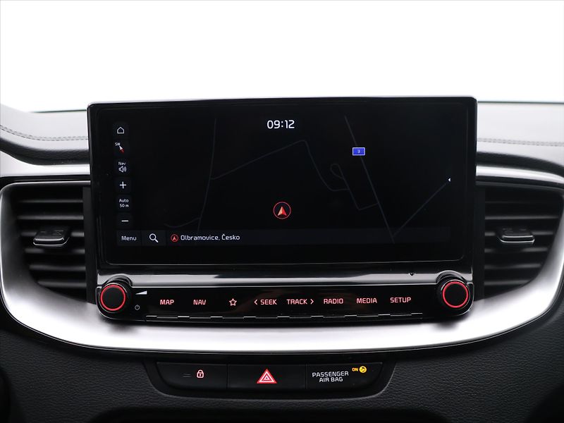 Kia XCeed 1,5 T-GDi 118kW Exclusive CZ - fotka 20 z 32