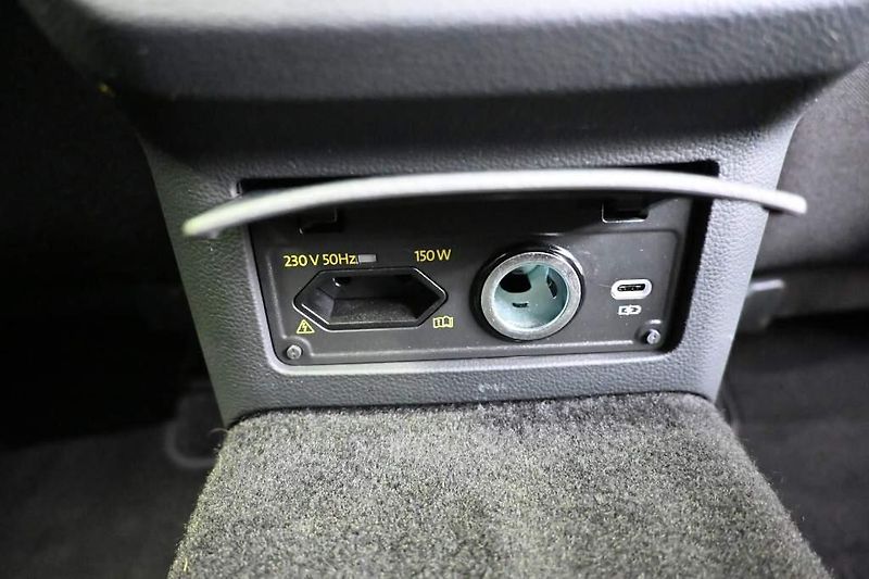 Volkswagen Passat (2023) 2.0 LED DSG ACC BUSINESS Kamer - fotka 20 z 29