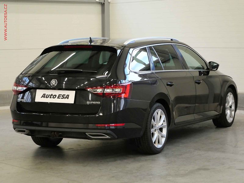 Škoda Superb (2019) 2.0 TDI, DSG, navi, xenon - fotka 4 z 22