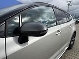 Toyota Corolla 1.8 HSD e-CVT GR Sport - náhled 27