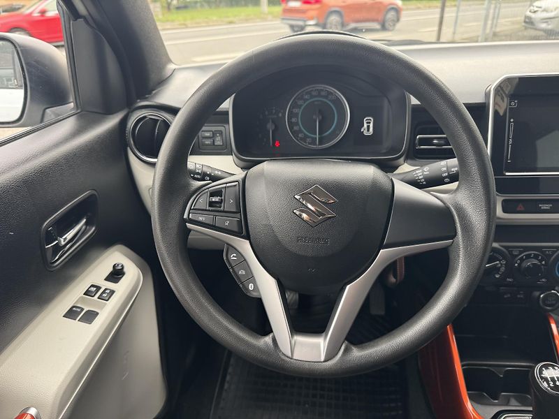 Suzuki Ignis 1,2DualJet 4x4 - fotka 11 z 15