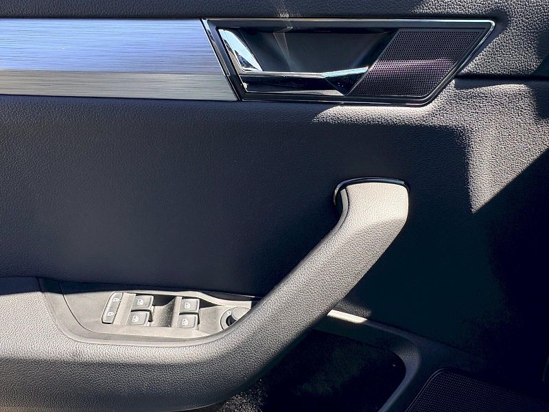 Škoda Superb (2022) Combi DSG 2.0 TDI / 110 kW / A - fotka 22 z 27