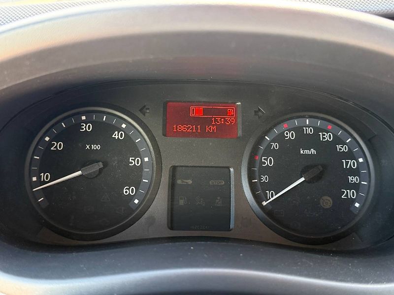 Renault Spider (2012) 2.0 dCi 66 kW Authentique - fotka 11 z 20