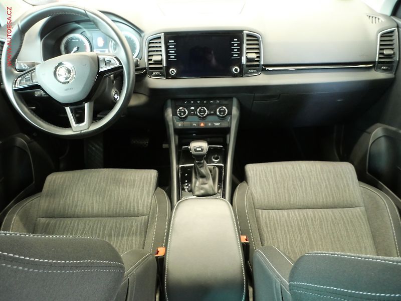 Škoda Karoq (2019) 1.5 TSi, Style, DSG, LED - fotka 8 z 24