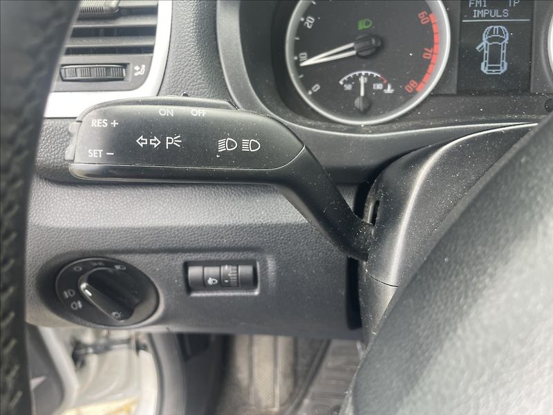 Škoda Fabia 1,4 i 16V Klima ESP serviska, - fotka 19 z 34