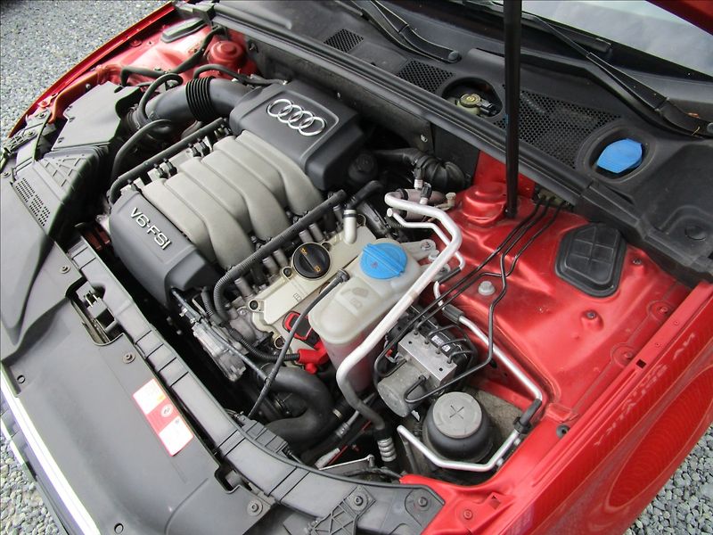 Audi A4 3.0FSi V6 Quattro S-Line - fotka 46 z 49