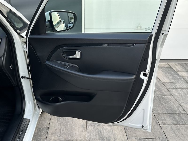 Kia Carens 1,6 GDI 135PS  Comfort Plus - fotka 18 z 50