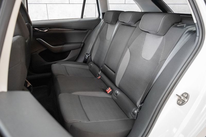 Škoda Octavia 1.0 TSI AMBITION+*DPH*ČR 1.MAJ - fotka 11 z 39