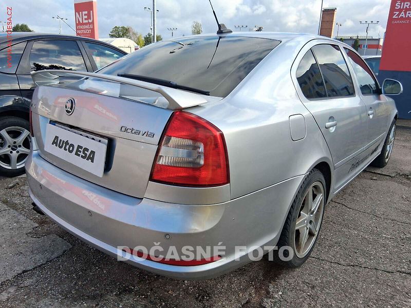 Škoda Octavia (2009) 2.0 TDi, RS, STK7/28 - fotka 2 z 3