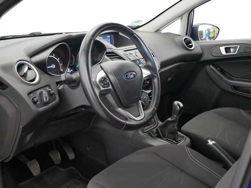Ford Fiesta - fotka 14 z 25