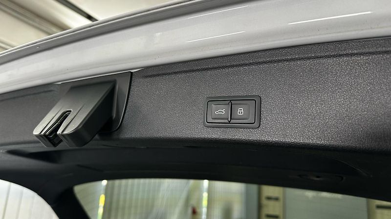 Audi RS 4 HOMOLOGOVANÝ VÝFUK REMUS - fotka 20 z 64