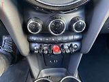 Mini Cooper (2015) 1.5i, LED, navi, panor - náhled 16