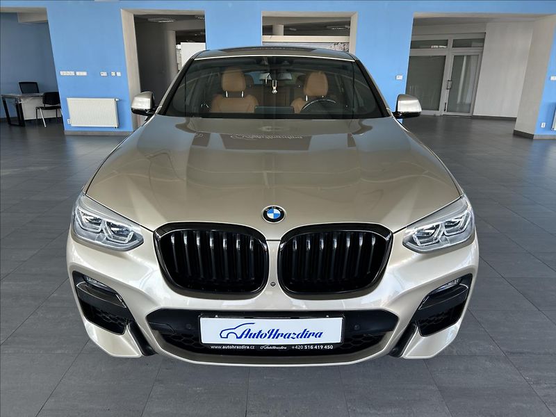 BMW X4 2,0   xDrive,ČR,M-PAKET,SERVIS - fotka 2 z 38