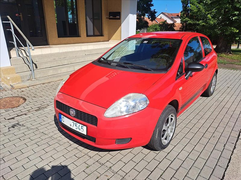 Fiat Punto 1,2 i - fotka 3 z 32