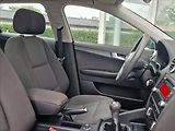 Audi A3 1,6 MPI SPORTBACK AUTOAC PANO - náhled 14