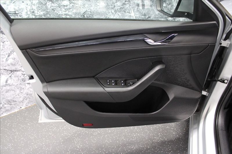 Škoda Octavia 2,0 TDI Ambition 1.majitel CZ - fotka 7 z 35