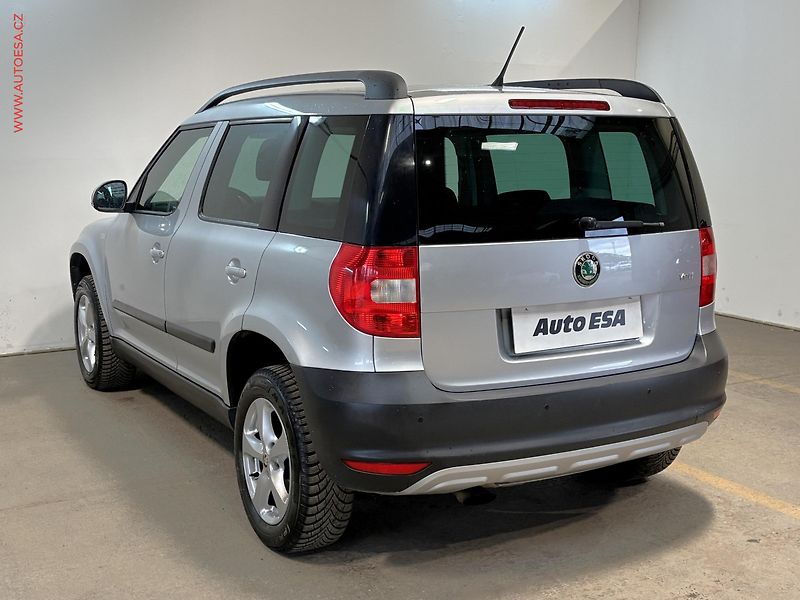 Škoda Yeti (2012) 1.2 TSi, Family, DSG - fotka 6 z 14
