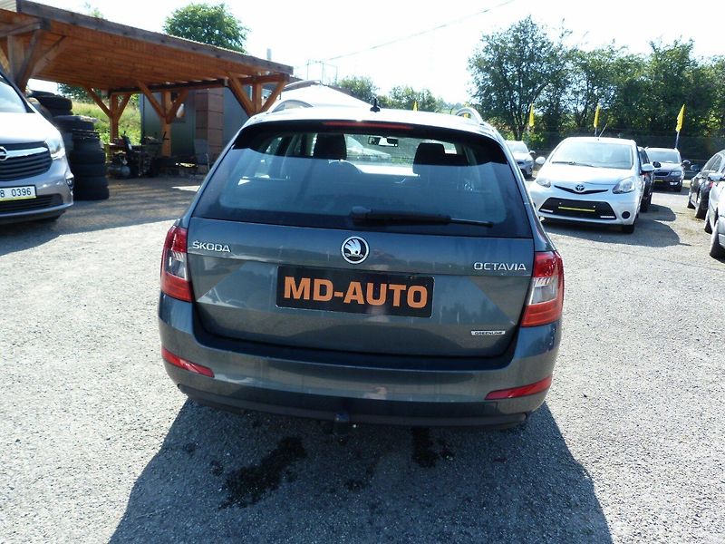 Škoda Octavia 1.6 tdi Greenline - fotka 6 z 19