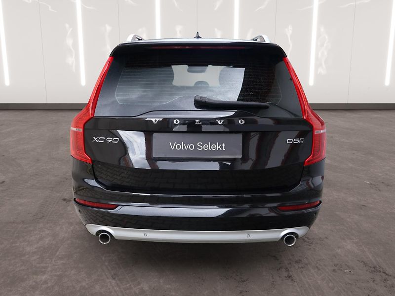Volvo XC90 (2019) D5 aut. AWD Momentum - fotka 3 z 23