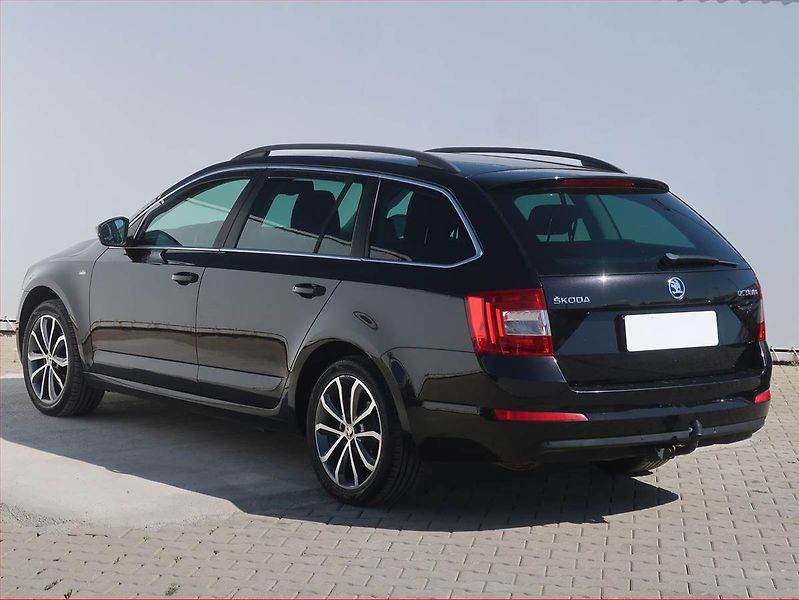 Škoda Octavia (2015) Edition 2.0 TDI, Automat - fotka 4 z 16