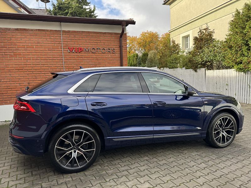 Audi Q8 50TDi-ČR-R22-B&O-NT-TAŽ-MASÁŽ - fotka 6 z 39