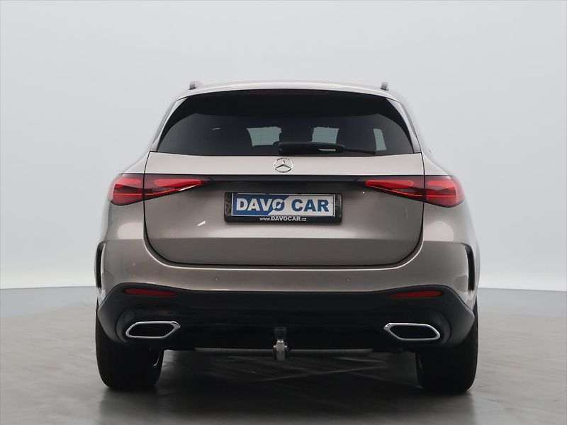 Mercedes-Benz GLC 2,0 300 4Matic AMG CZ 1Maj - fotka 6 z 41