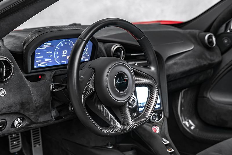 McLaren 720S Novitec, záruka - fotka 30 z 35