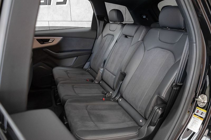 Audi Q7 50 TDI S-LINE*7.MÍST*AIR*DPH* - fotka 14 z 49