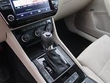 Škoda Superb (2016) Style Plus 1.4 TSI, Automat - náhled 11