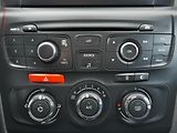 Citroën C4 (2011) 1.6i, ČR, AC, temp, park - náhled 15