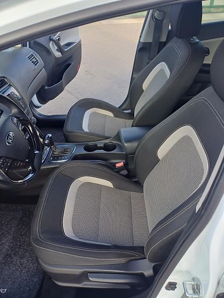 Kia Ceed (2015) - fotka 15 z 20