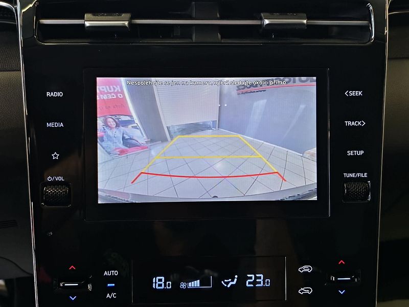 Hyundai Tucson 1.6 CRDi MHEV 100kW SMART, DPH - fotka 15 z 26