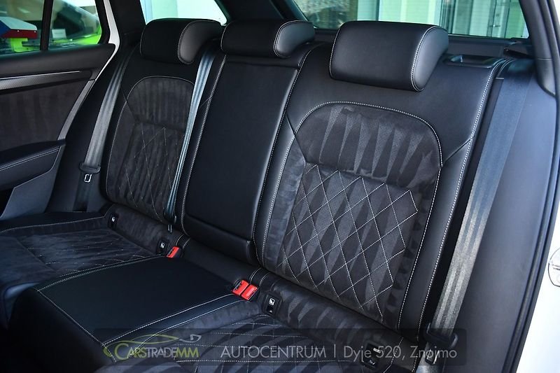Škoda Superb 2,0TDI SPORTLINE 147KW DSG 4x4 - fotka 14 z 56
