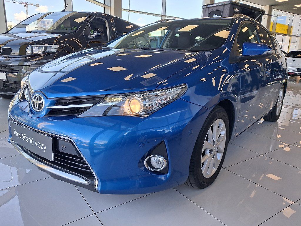 Toyota Auris 1.6VVT-i 97kW 2013